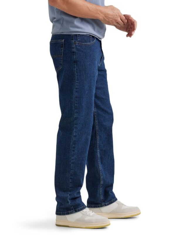 Wrangler Men's Relaxed Fit Boot Cut Jean - Image 2