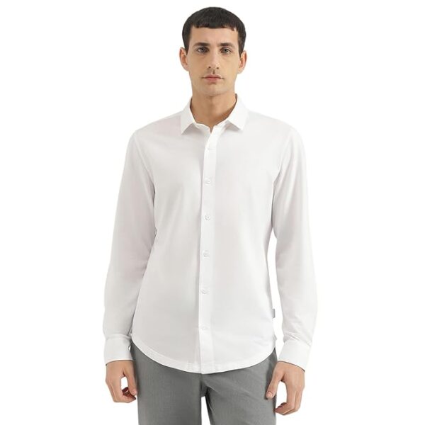 United Colors of Benetton Slim Fit Spread Collar Solid Shirt
