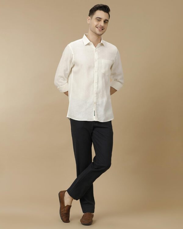Linen Club Men's Pure Linen Maroon Solid Contemporary Fit Full Sleeve Casual Shirt - Image 4