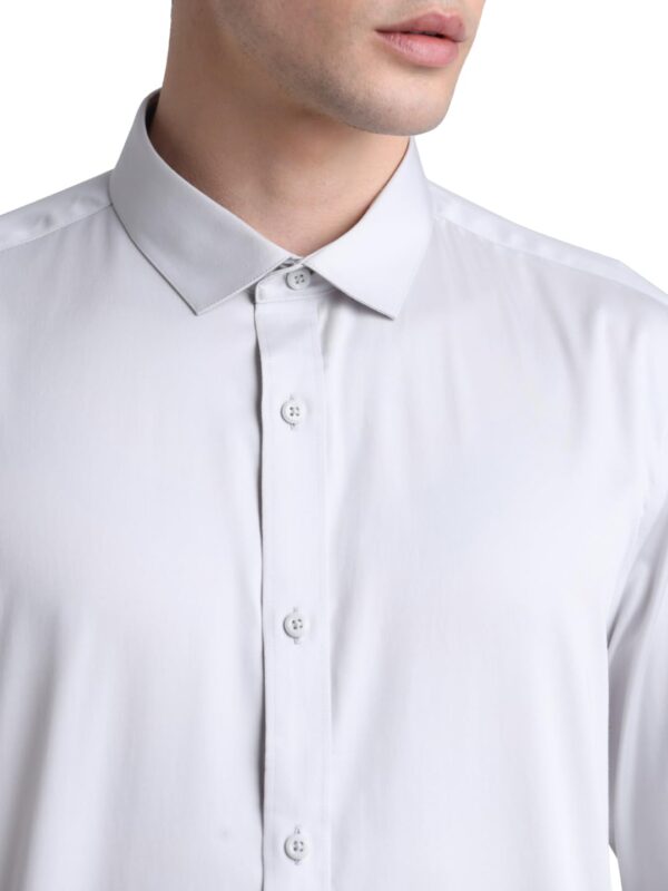 JACK & JONES Men's Cotton Slim Fit Solid Opaque Checked Spread-Collar Casual Shirt - Image 5