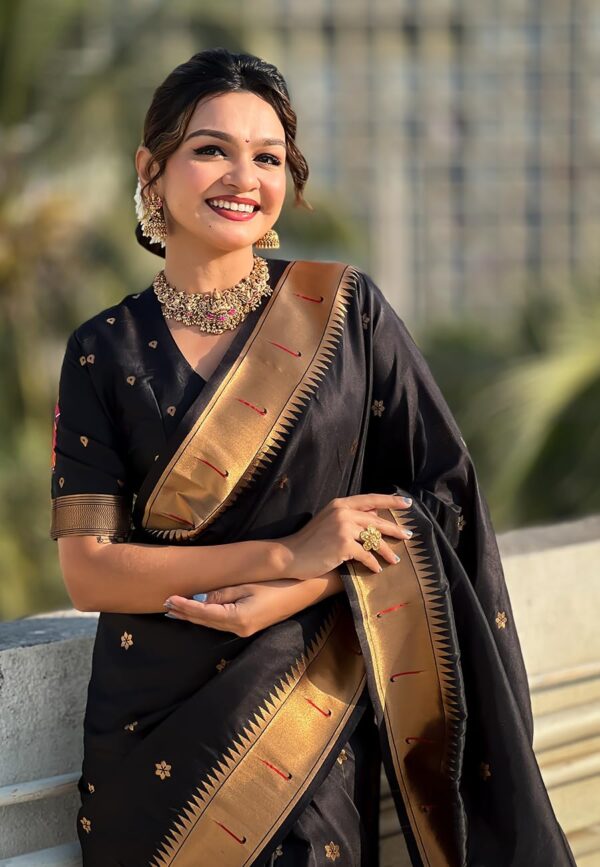 SGF11 Women's Kanjivaram Paithani Silk Saree With Unstitched Blouse Piece - Image 3