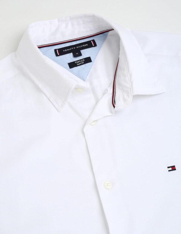 Tommy Hilfiger Men's Cotton Solid Slim Fit Shirt - Image 2