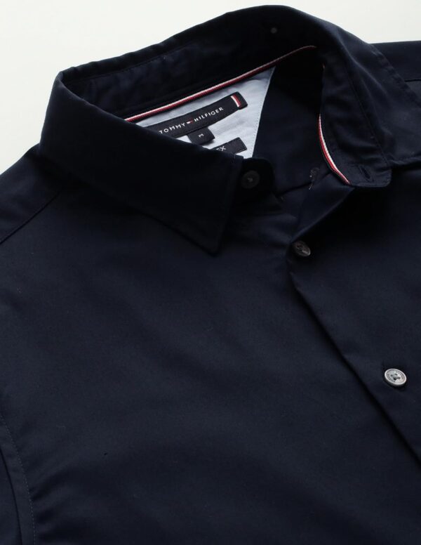 Tommy Hilfiger Men's Cotton Solid Slim Fit Shirt - Image 2