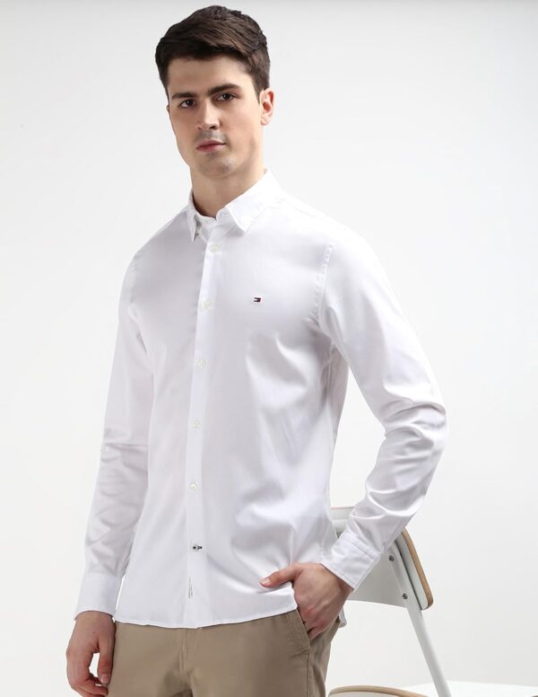 Tommy Hilfiger Men's Cotton Solid Slim Fit Shirt - Image 6