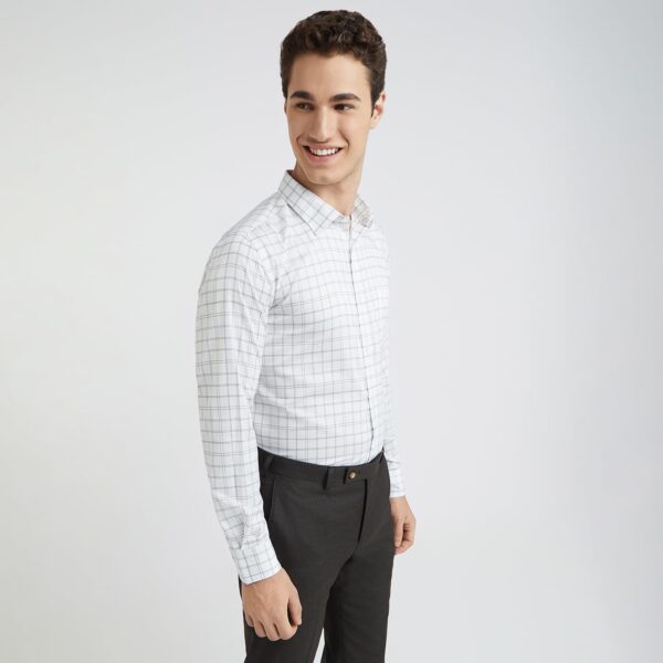Park Avenue Men's Regular Fit Checkered Pattern Pure Cotton Ainsley Collar Full Sleeve Formal Shirt - Image 2