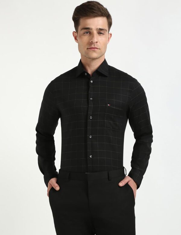 Tommy Hilfiger Men's Regular Fit Shirt - Image 6