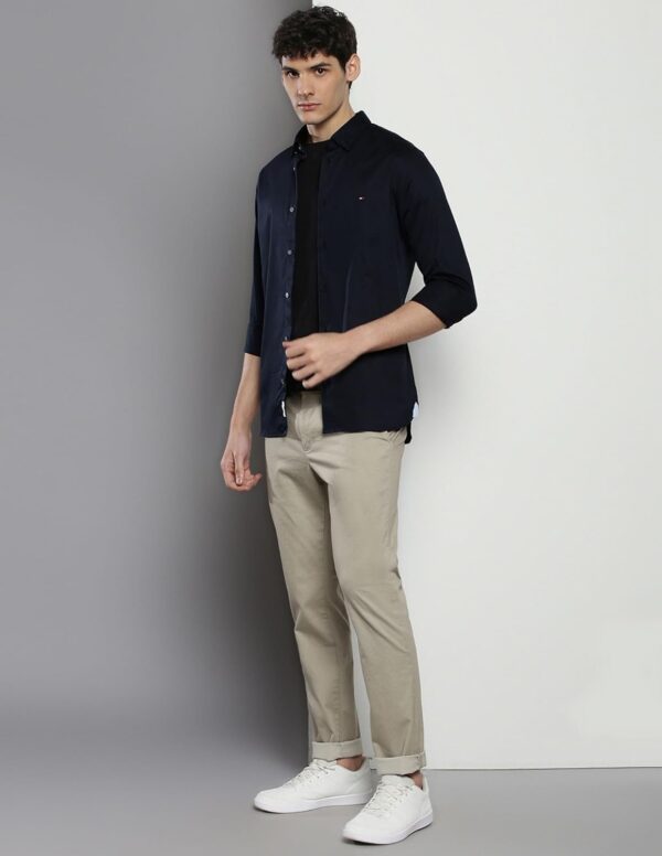 Tommy Hilfiger Men's Cotton Solid Slim Fit Shirt - Image 3