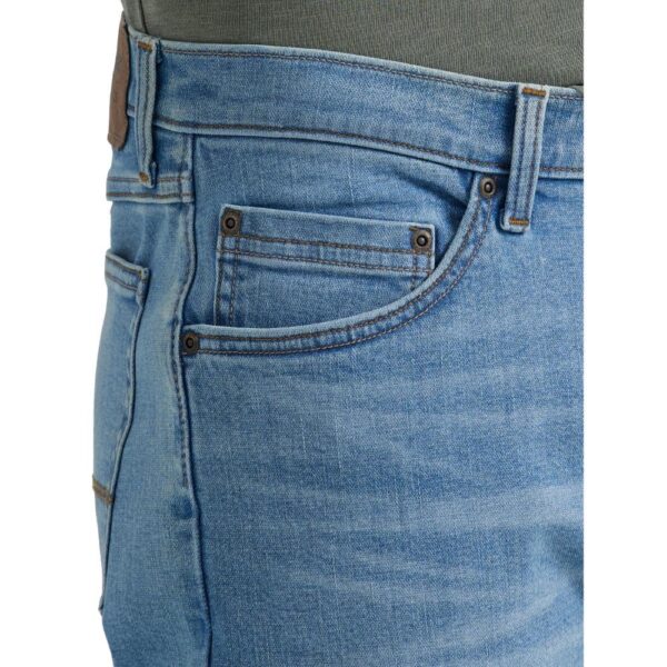 Wrangler Men's Relaxed Fit Boot Cut Jean - Image 6
