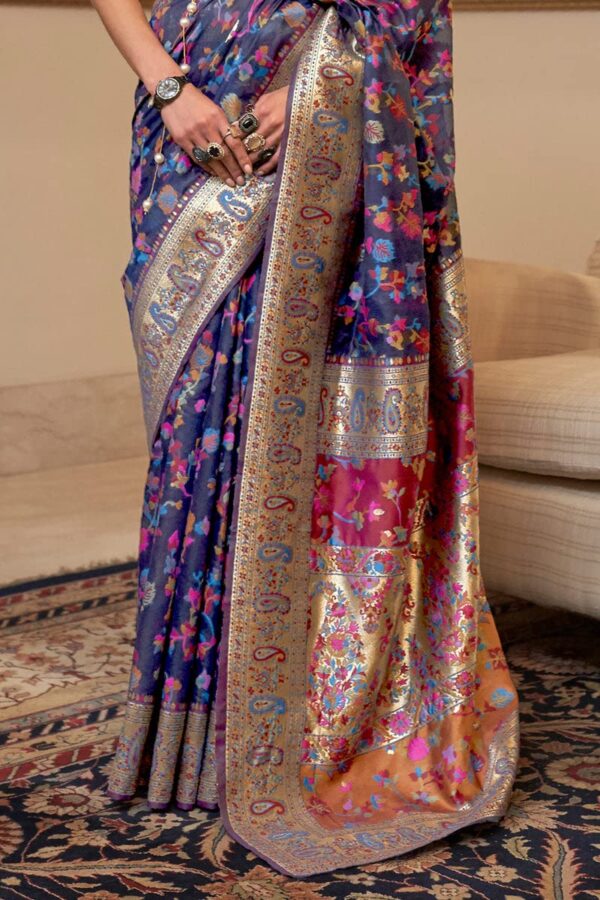 SGF11- Women's Kanjivaram Pure Soft Silk Handloom Saree Pure Golden Zari With Blouse Piece - Image 4