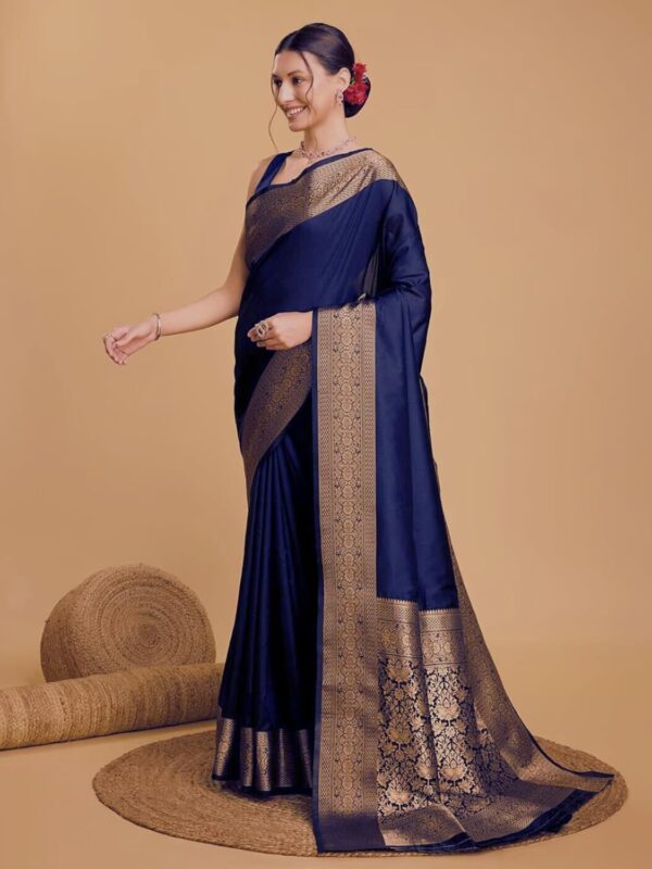 AMIRAT Women's Banarasi silk plain saree With Golden Zari Woven Border With Blouse Piece - Image 3