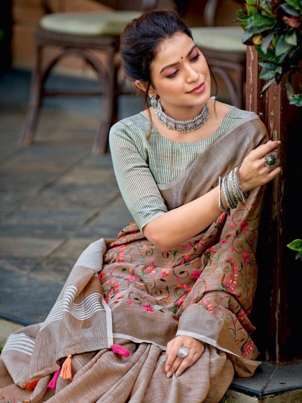 Astita Elegant Linen Cotton Saree with Woven Thread Border & Pallu | Soft Traditional Look for Festive Gifting & Everyday Elegance – With Unstitched Blouse Piece - Image 5