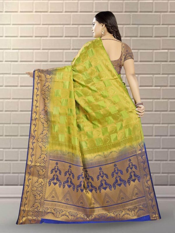 KAVINDI Women's Banarasi Silk With Jacquard Print Saree With Blouse - Image 2
