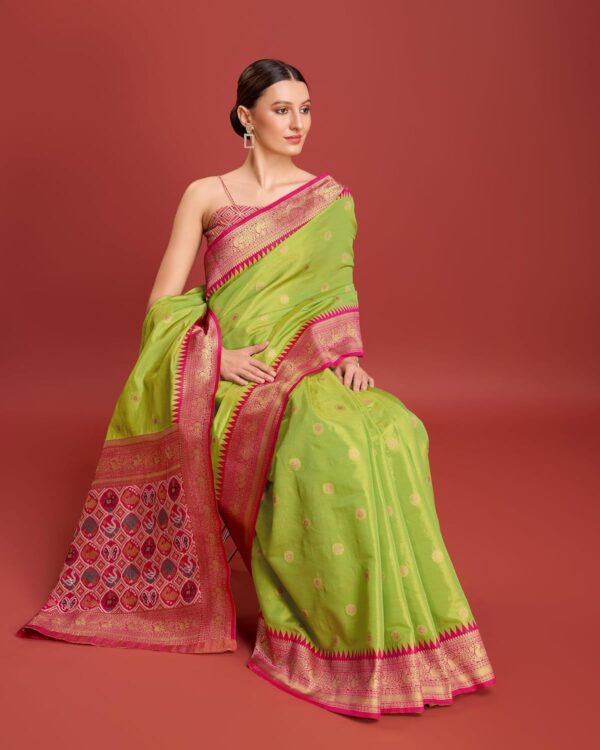 Monjolika Fashion Women's Patola pallu Banarasi tissue silk saree Comes with Unstitched Blouse piece - Image 6