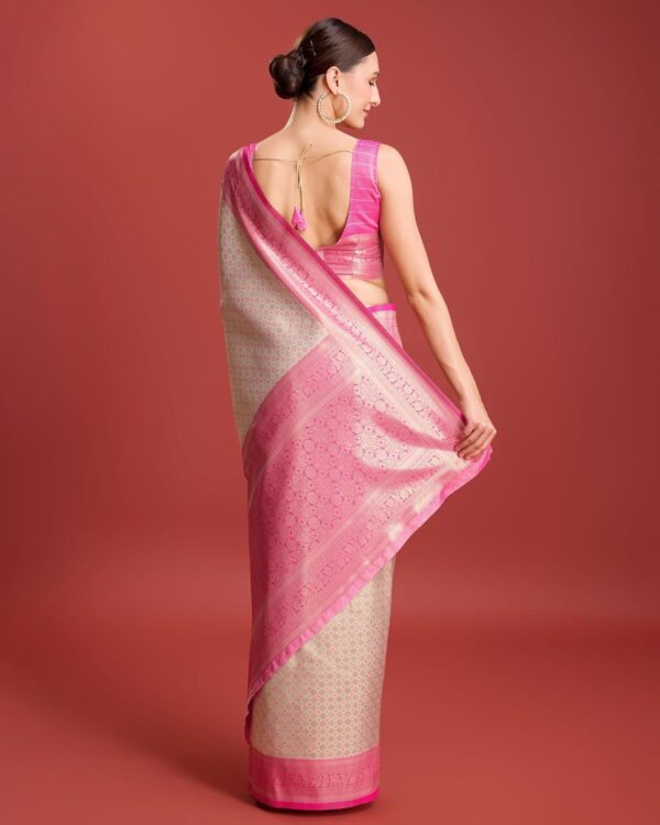 Monjolika Fashion Women's Kanjivaram Silk Mesmerizing Saree for Every Celebrations Comes With Unstitched Blouse Piece - Image 3