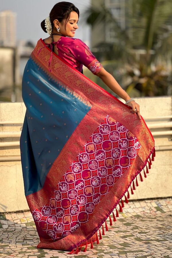 SGF11 Women's Kanjivaram Patola Silk Saree Silk Saree Pure Golden Zari With Blouse Piece - Image 4