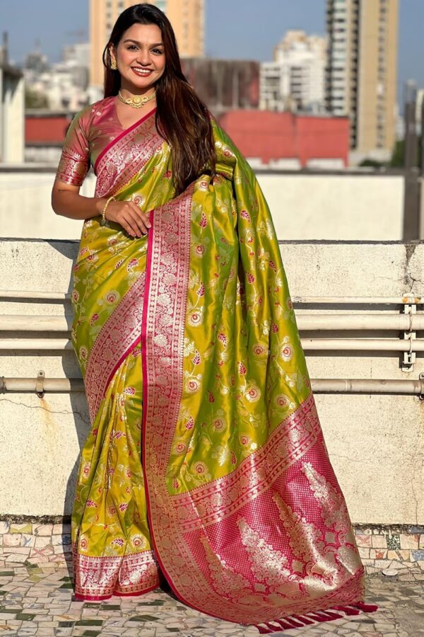 SGF11- Women's Kanjivaram Woven Soft Silk Saree With Blouse Piece - Image 2
