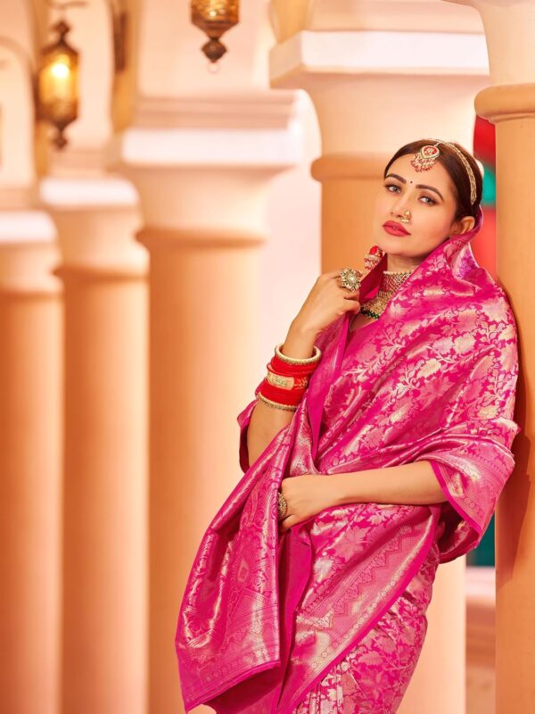 SWORNOF Women's kanjivaram banarasi silk saree for festival Wedding silk with rich pallu Design sarees for women with Unstitched blouse piece - Image 6