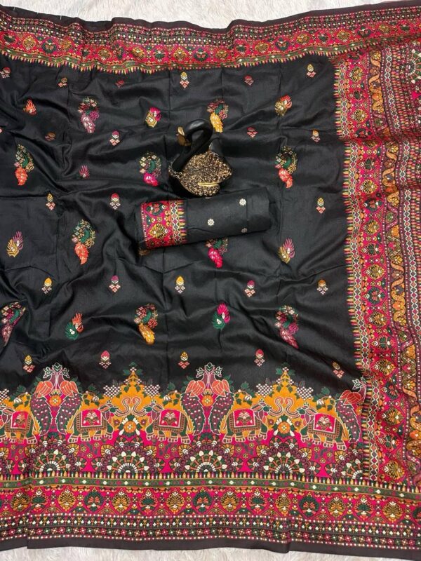SWORNOF Women's kanjivaram banarasi silk saree for Patola festival Wedding silk with rich pallu Design sarees for women with blouse piece - Image 4