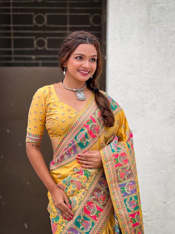 SGF11 Women's Kanjivaram Pure Soft Silk Saree With Unstitched Blouse Piece - Image 3
