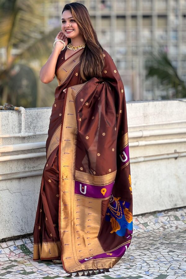 SGF11 Women's Kanjivaram Paithani Silk Saree With Unstitched Blouse Piece - Image 5