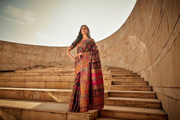 MADHUHANSH Kashmiri Cotton Patola Saree for Women | Cotton Saree | Sarees with Unstitched Blouse | Saree with Blouse Piece | Soft and Skin Friendly - Image 2