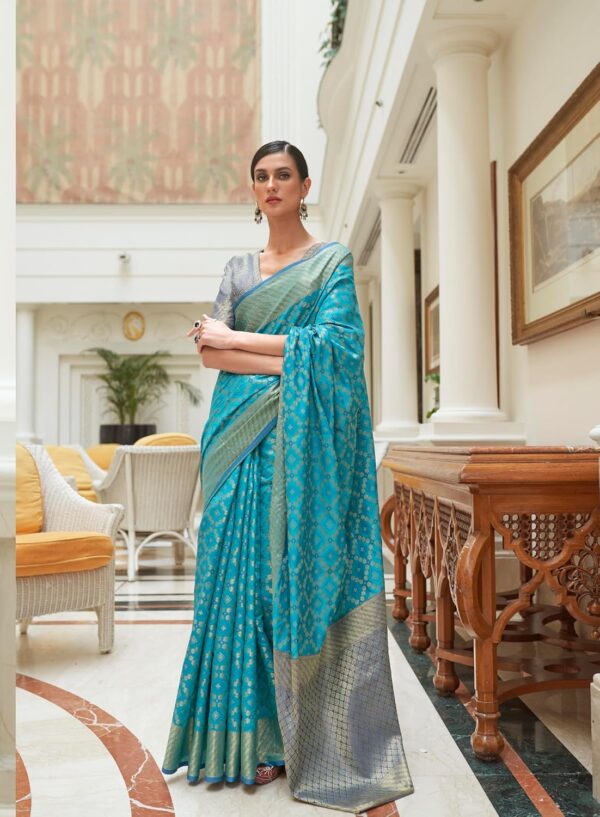 SWORNOF Women's Patola Silk Saree With Unstitched Boluse Piece - Image 2