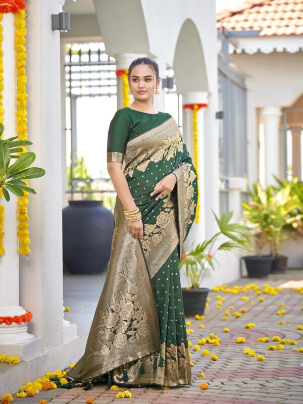 MANOHARI Women's Trendy Banarasi Woven Saree with Heavy Jacquard Work, Elegant Design, Silk Saree with Maching Lace Border Unstitched Blouse Piece for Weddings & Festive Occasions - Image 5