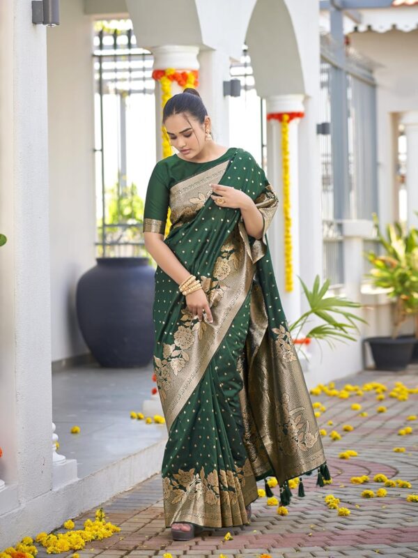 MANOHARI Women's Trendy Banarasi Woven Saree with Heavy Jacquard Work, Elegant Design, Silk Saree with Maching Lace Border Unstitched Blouse Piece for Weddings & Festive Occasions - Image 6