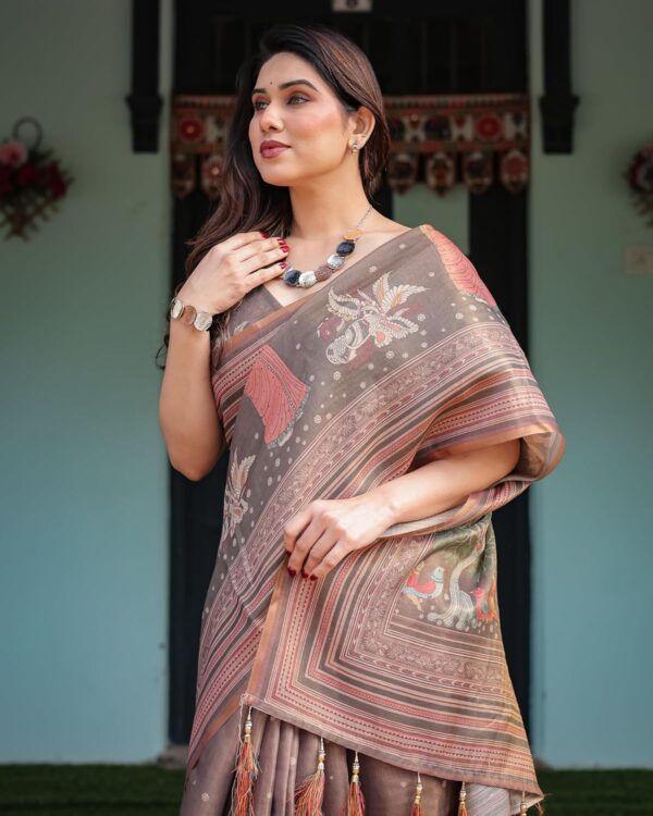 ALMAARI FASHION Handloom Cotton Floral Printed Saree with Tassels on Edges & Attached Blouse Piece | 5.5 Meter Saree + 0.8 Meter Blouse - Image 3