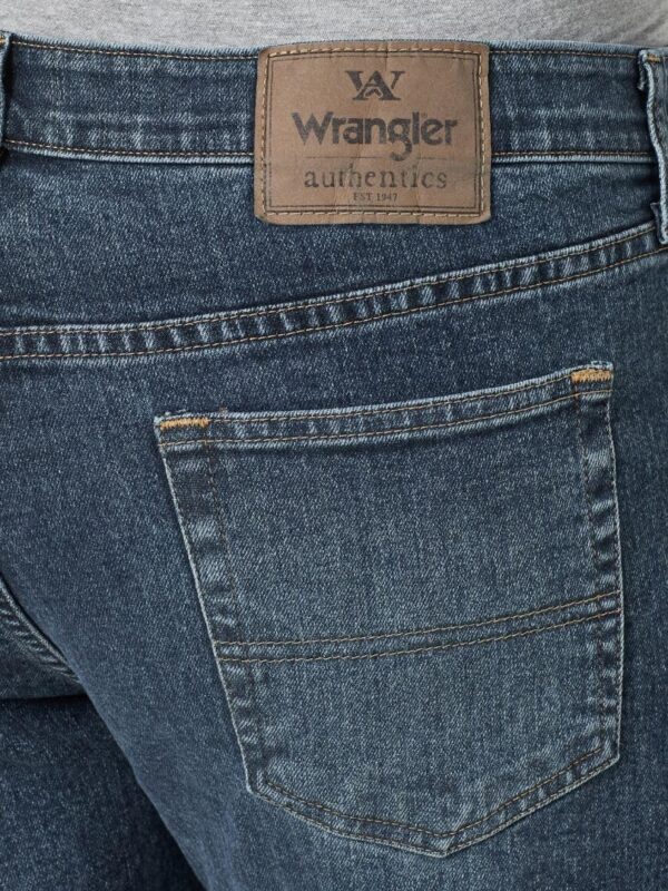 Wrangler Men's Relaxed Fit Boot Cut Jean - Image 5