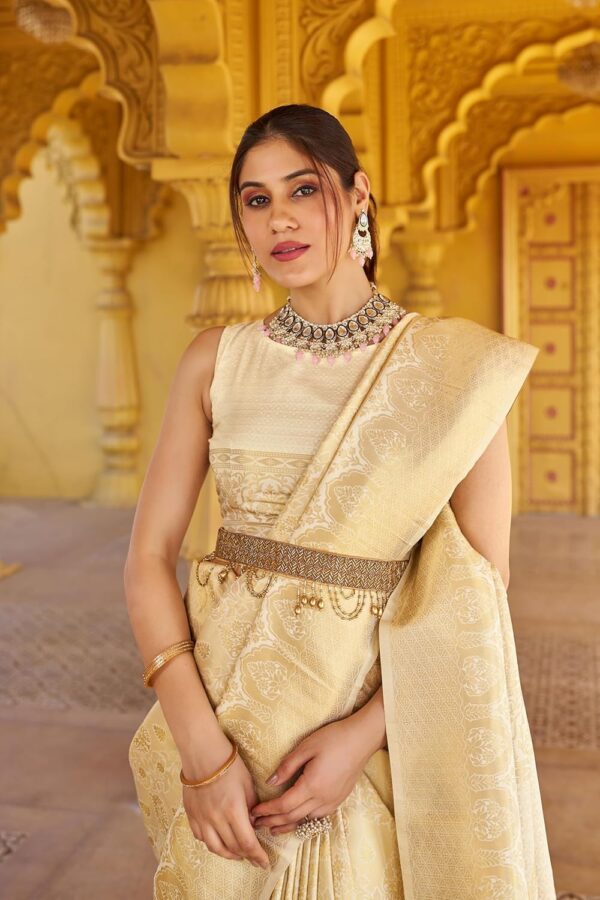 SWORNOF Womens Kanjivaram Silk Saree with Zari Woven Saree With Blouse Piece - Image 6