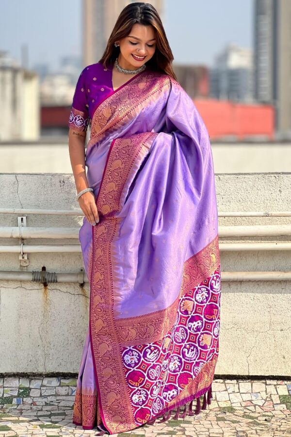 SGF11 Women's Kanjivaram Patola Silk Saree Silk Saree Pure Golden Zari With Blouse Piece - Image 4