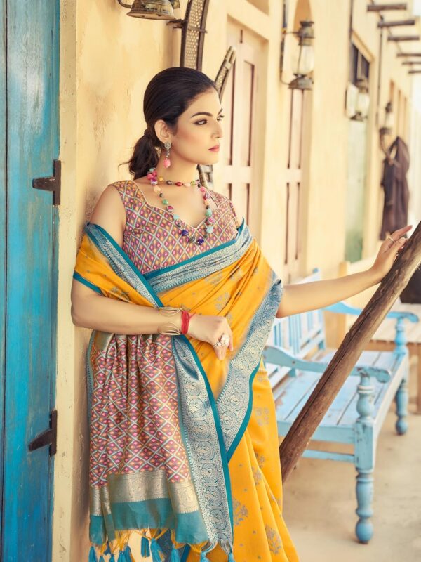 SWORNOF Women's Tussar Raw Silk With Tassels|sarees for women|sarees for women|jute silk sarees|tussar silk saree for women|banarasi silk saree for festival - Image 6