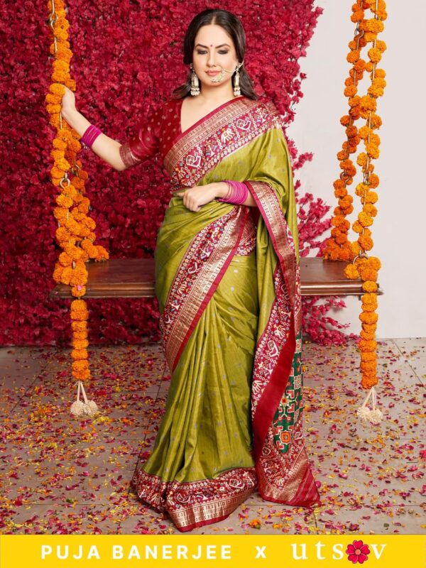 SAREE MALL Woven Design Zari Work Pure Patola Silk Saree for Women With Unstitched Blouse Piece - Image 2