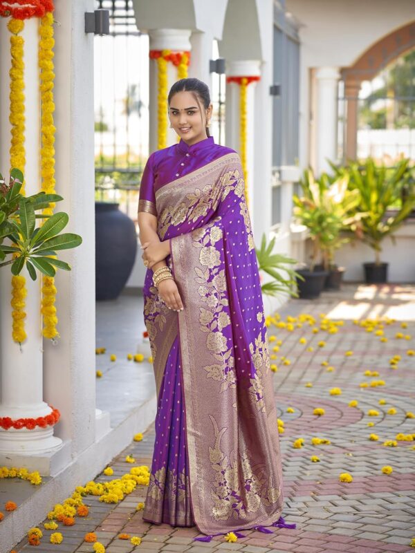 MANOHARI Women's Trendy Banarasi Woven Saree with Heavy Jacquard Work, Elegant Design, Silk Saree with Maching Lace Border Unstitched Blouse Piece for Weddings & Festive Occasions - Image 2