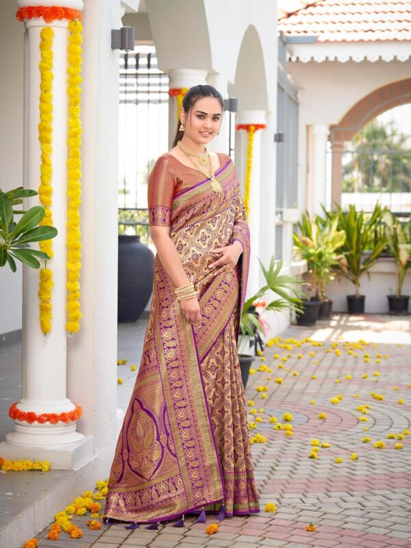 MANOHARI Women's Trendy Banarasi Woven Saree with Heavy Jacquard Work, Elegant Design, Silk Saree with Maching Lace Border Unstitched Blouse Piece for Weddings & Festive Occasions - Image 5
