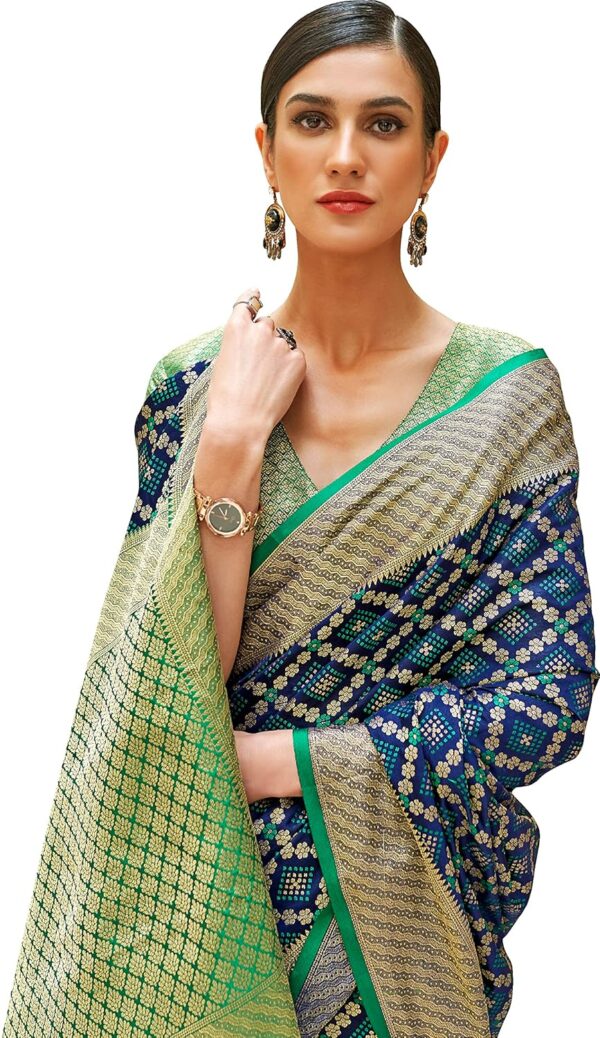 SWORNOF Women's Patola Silk Saree With Unstitched Boluse Piece - Image 4